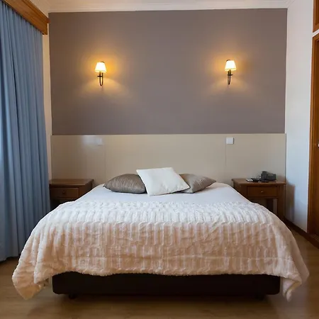 Hotel Troia Amares