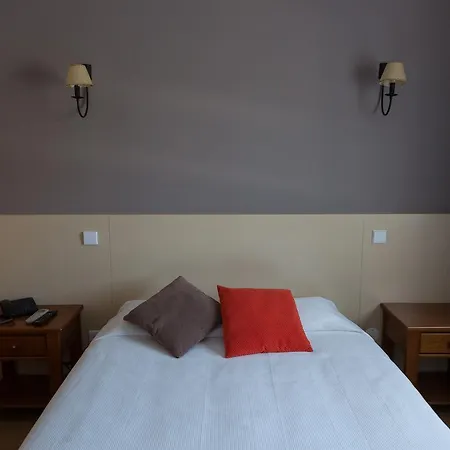 Hotel Troia Amares